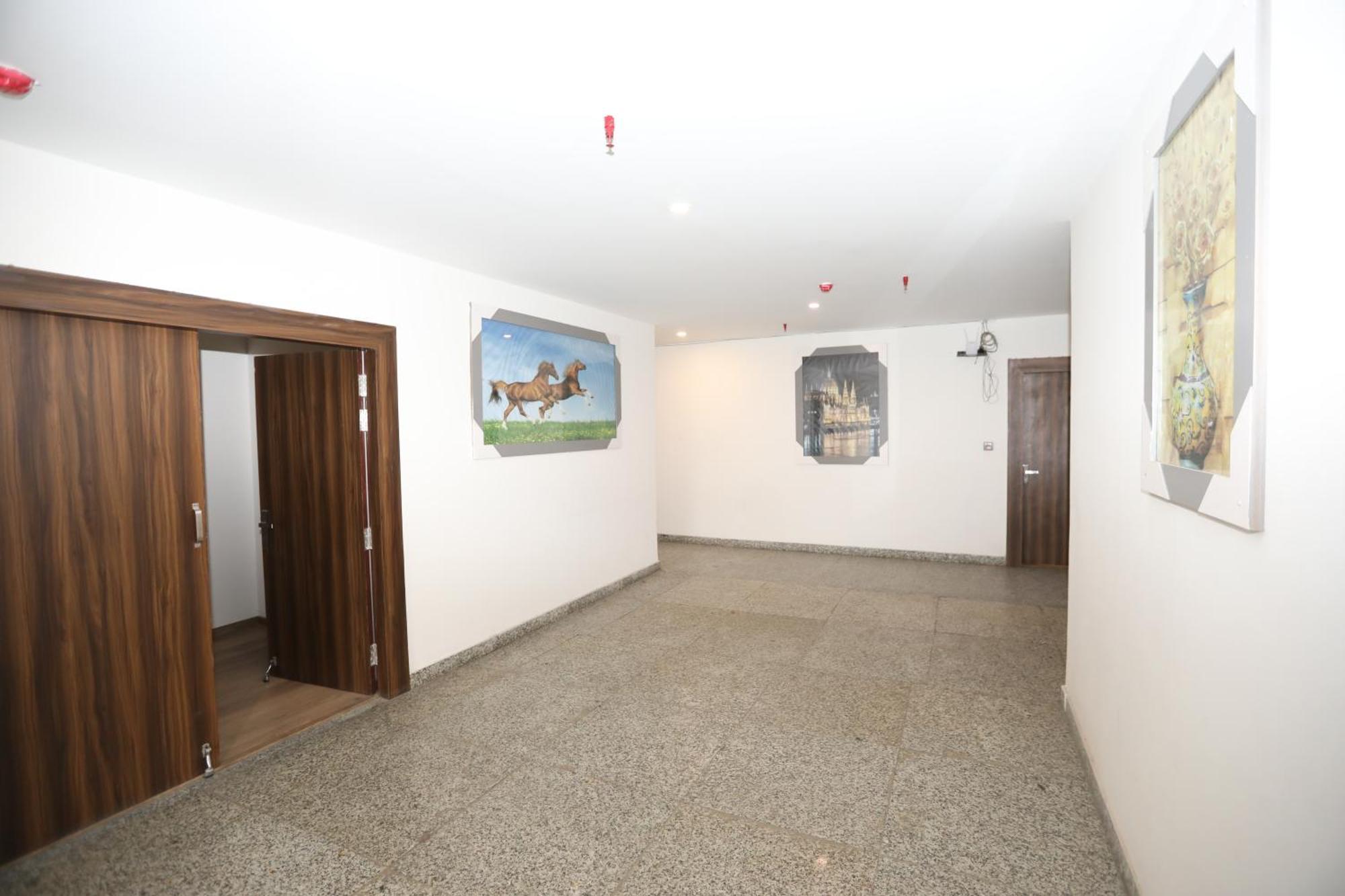 Hotel Noida Grand Sec 58 Esterno foto