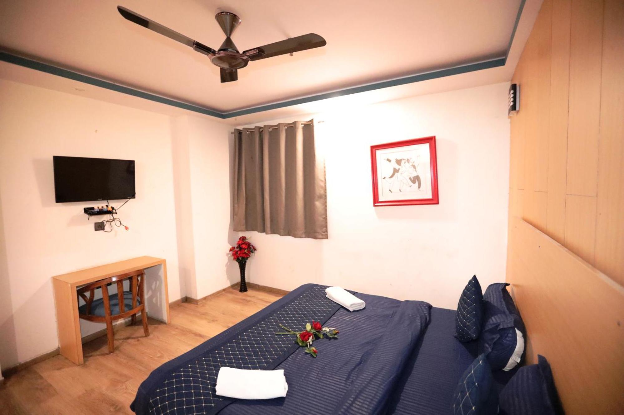 Hotel Noida Grand Sec 58 Esterno foto