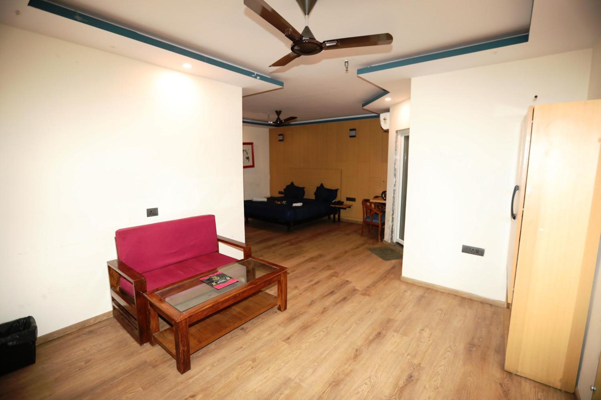 Hotel Noida Grand Sec 58 Esterno foto
