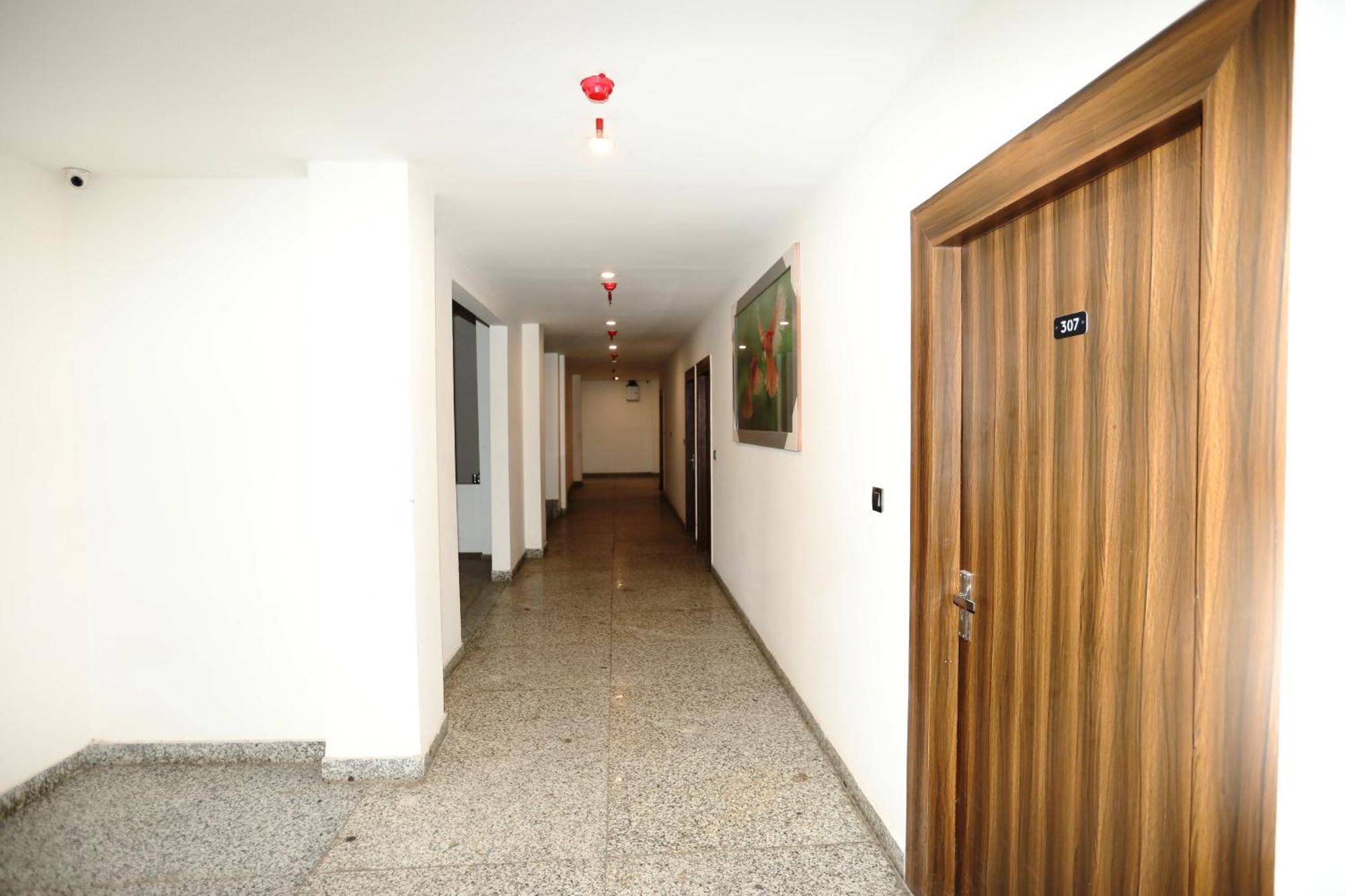 Hotel Noida Grand Sec 58 Esterno foto