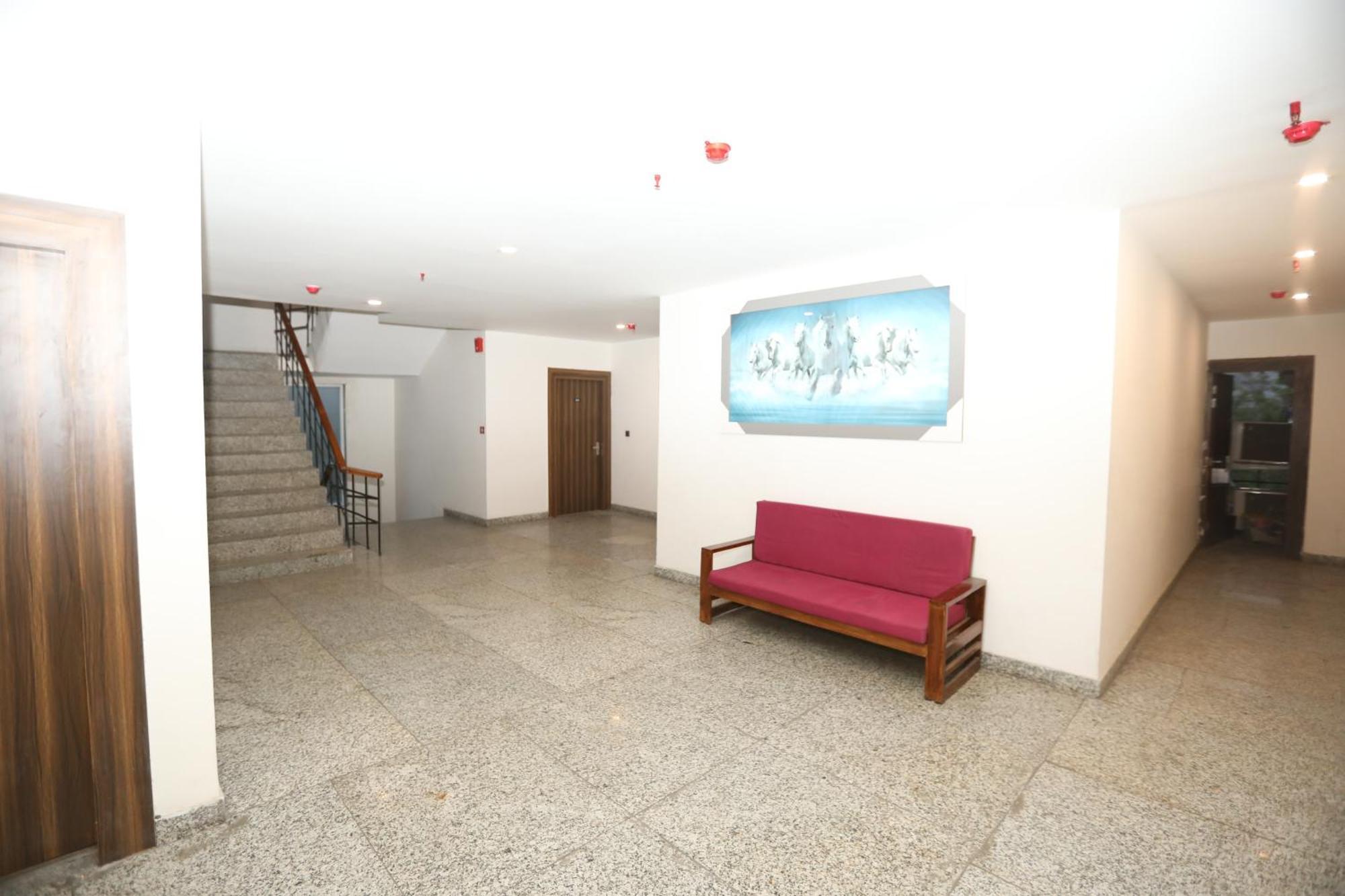Hotel Noida Grand Sec 58 Esterno foto